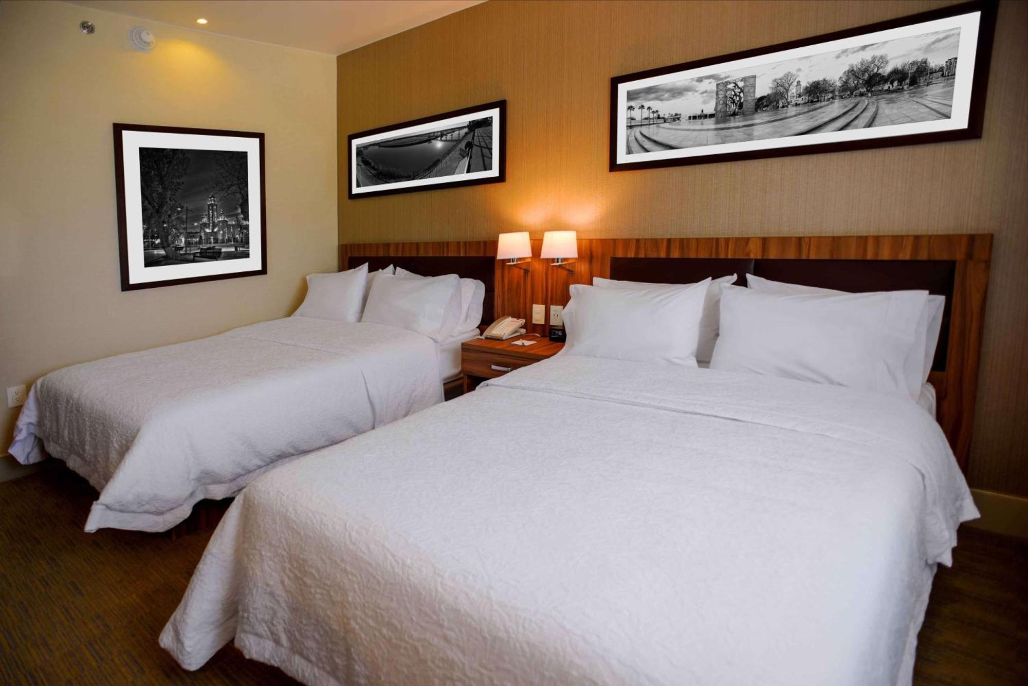 Hampton Inn Piedras Negras Luaran gambar